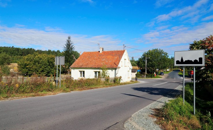 dom na sprzedaż - Zawonia, Ludgierzowice